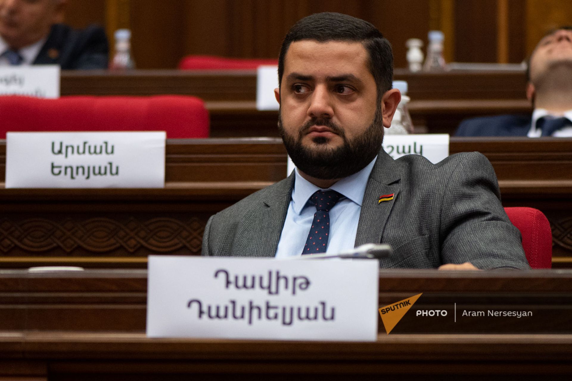 Давид Даниелян на заседании Парламента (4 августа 2021). Еревaн - Sputnik Արմենիա, 1920, 14.09.2021