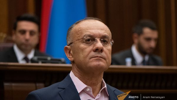 Сейран Оганян на заседании Парламента (4 августа 2021). Еревaн - Sputnik Արմենիա