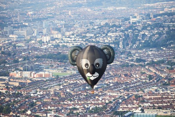 Воздушный шар во время Bristol International Balloon Fiesta в Бристоле, Великобритания - Sputnik Армения