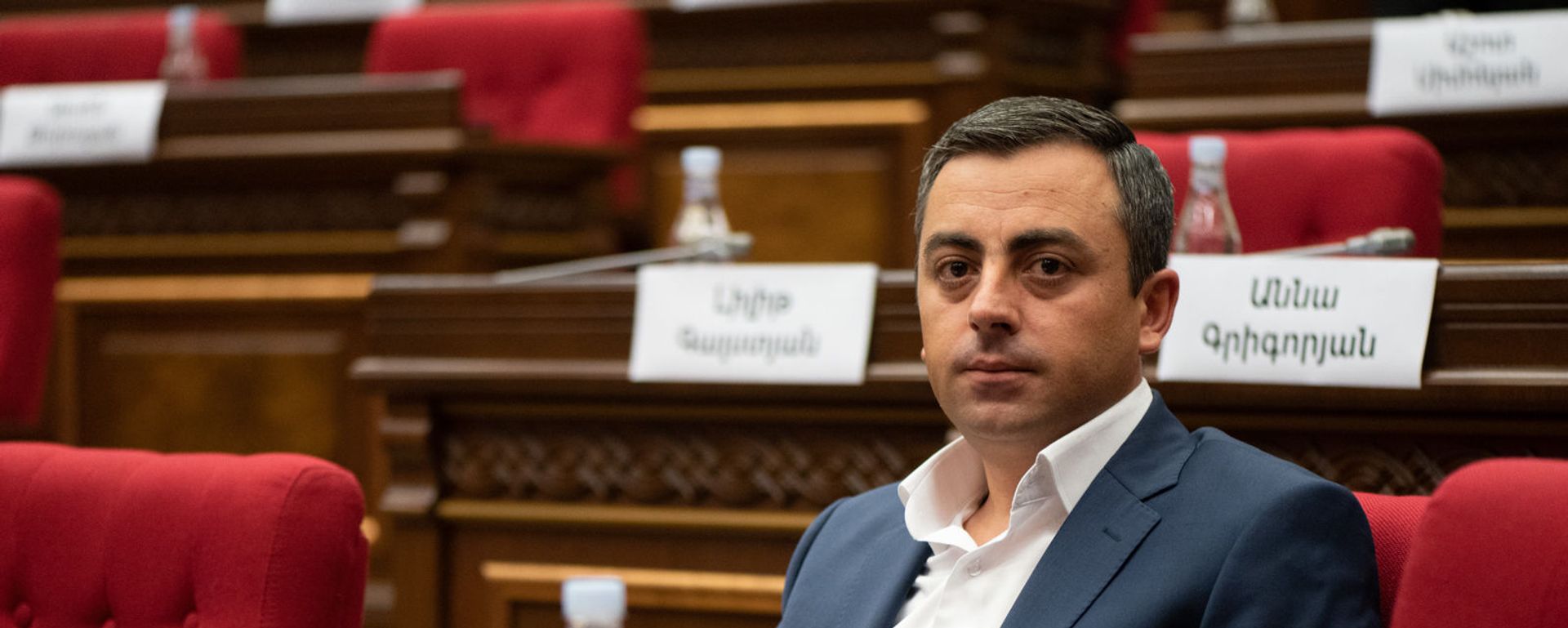Ишхан Сагателян на заседании парламента Армении (4 августа 2021). Еревaн Ишхан Сагателян на заседании парламента Армении (4 августа 2021). Еревaн - Sputnik Արմենիա, 1920, 17.09.2021