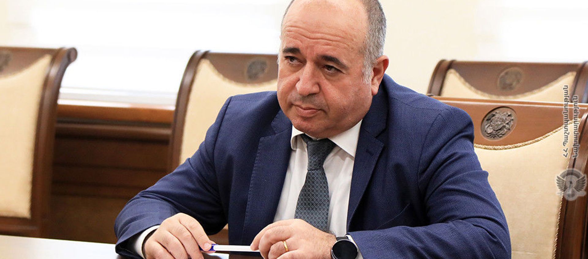 Министр обороны Аршак Карапетян принял защитника прав человека в Армении (6 августа 2021). Еревaн - Sputnik Արմենիա, 1920, 19.08.2021