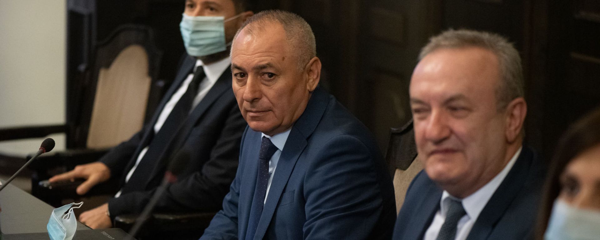Министр по ЧС Андраник Пилоян с коллегами на заседании правительства (6 августа 2021). Еревaн - Sputnik Արմենիա, 1920, 11.08.2021