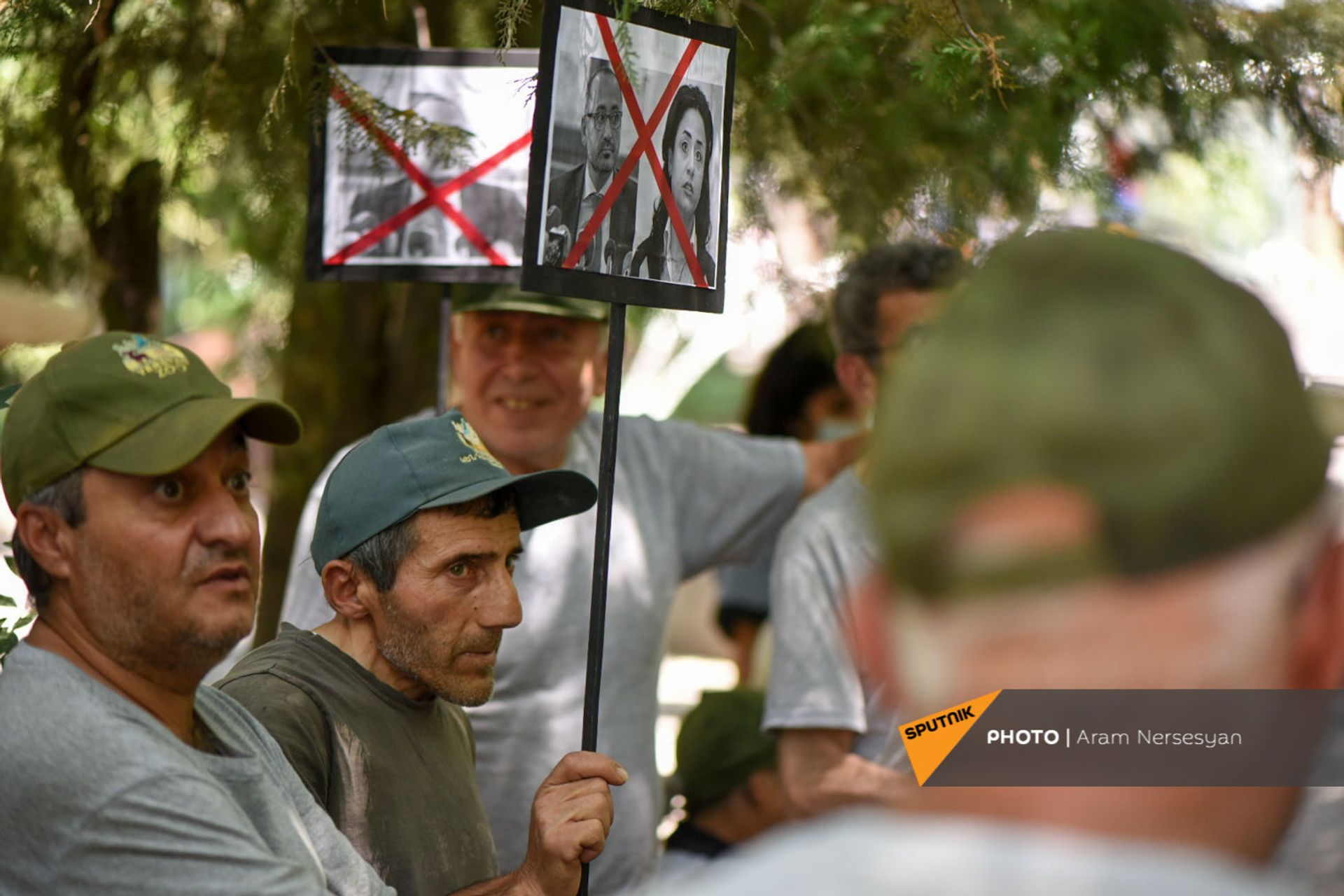Акция протеста сотрудников Ереванского зоопарка против бывшего директора (11 августа 2021). Еревaн - Sputnik Արմենիա, 1920, 14.09.2021