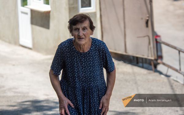 Бабушка Сируш, по паспорту Вардануш Ованнисян Бабушка Сируш, по паспорту Вардануш Ованнисян - Sputnik Армения