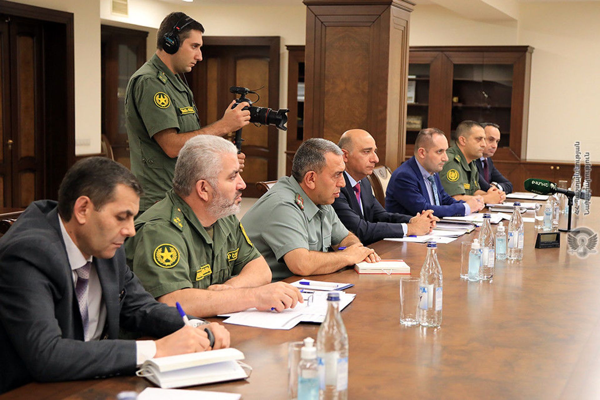 Министр обороны Аршак Карапетян провел консультации с руководителями ряда подразделений (17 августа 2021). Еревaн - Sputnik Армения, 1920, 14.09.2021