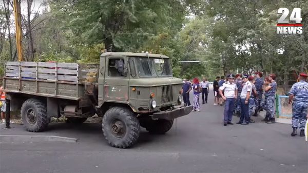 Акция протеста в физгородке (21 августа 2021). Еревaн - Sputnik Արմենիա