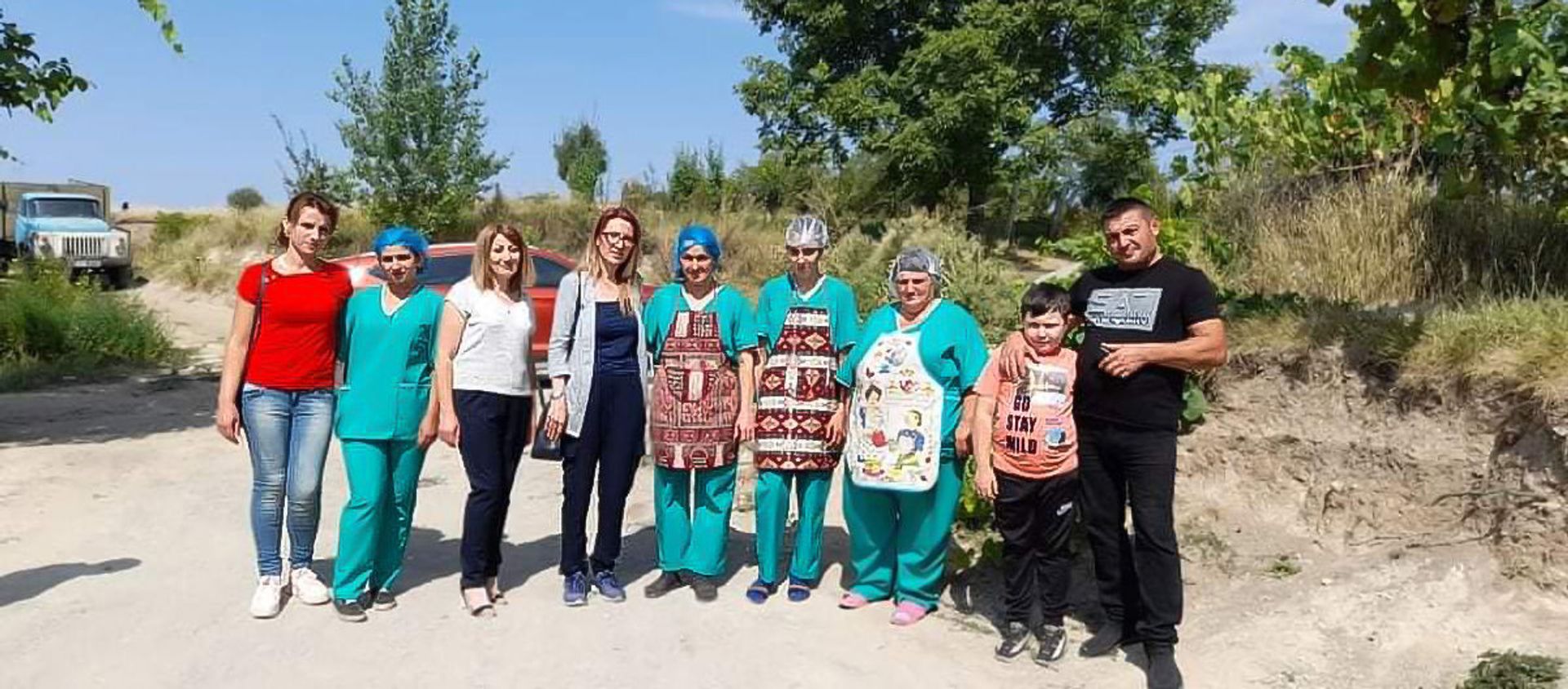 Мане Тандилян встретилась с карабахцами, временно проживающими в селе Неркин Хндзореск - Sputnik Արմենիա, 1920, 22.08.2021