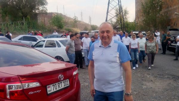 «Վստահ եմ` արդարությունը կհաղթի». Արմեն Չարչյանը ծափահարությունների ներքո մտավ «Վարդաշեն» - Sputnik Արմենիա
