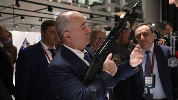 Արշակ Կարապետյանը - Sputnik Արմենիա