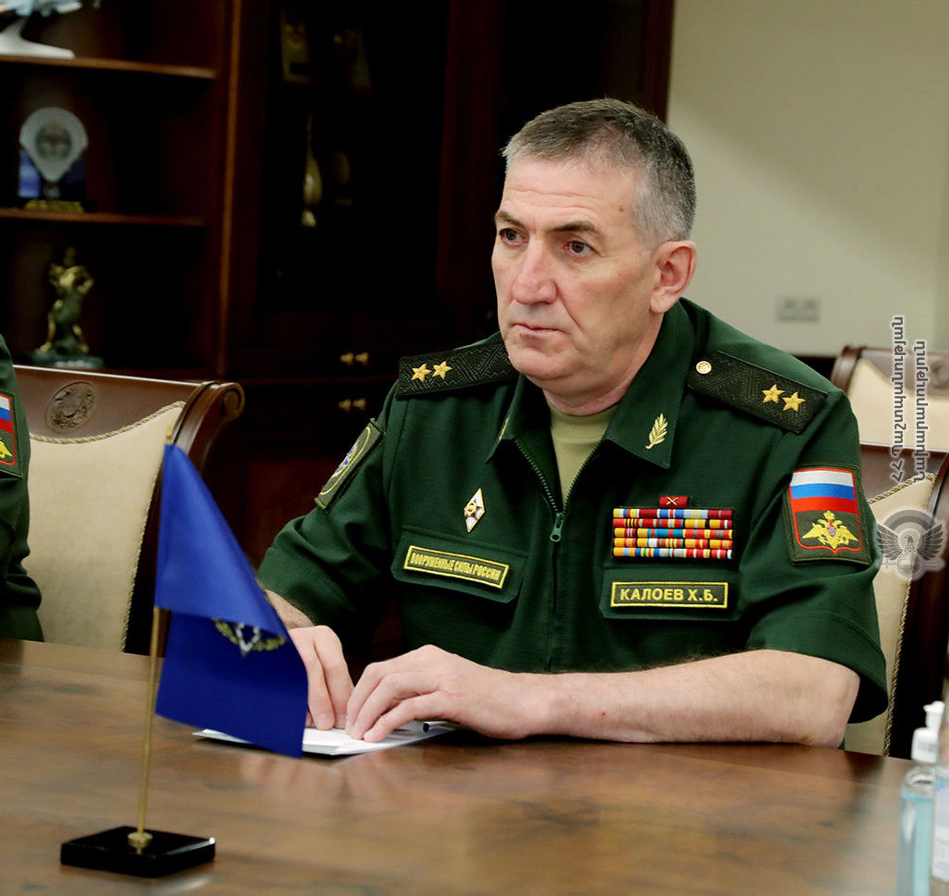 Министр обороны Аршак Карапетян принял делегацию во главе с первым заместителем начальника Объединенного штаба ОДКБ, генерал-лейтенантом Хасаном Калоевым (27 августа 2021). Еревaн - Sputnik Արմենիա, 1920, 14.09.2021