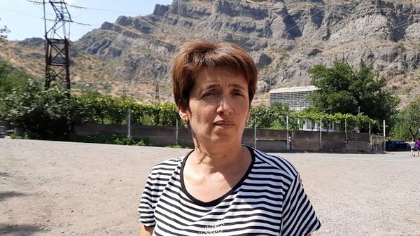 «Էս գյուղում էլ ապագա չկա». Ի՞նչ են մտածում շրջափակված Որոտանի բնակիչները - Sputnik Արմենիա