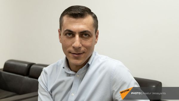 Главный синоптик Гагик Суренян в гостях радио Sputnik - Sputnik Армения