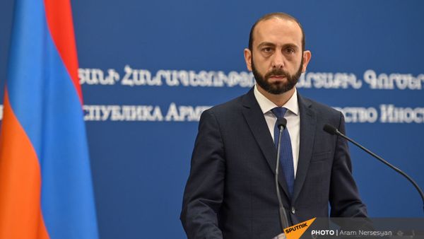 Արարատ Միրզոյան - Sputnik Արմենիա