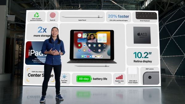 Мелоди Куна из Apple рассказывает о расширенных функциях нового iPad во время специального мероприятия в Apple Park в Купертино, Калифорния  - Sputnik Армения