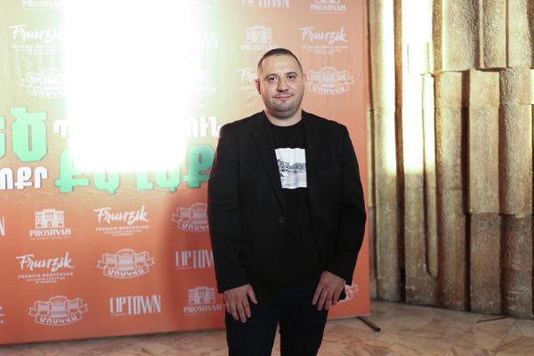 «Մեծ պատմություն փոքր քաղաքում» ֆիլմի վերամշակված տարբերակի շնորհանդեսի ժամանակ - Sputnik Արմենիա
