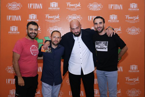 «Մեծ պատմություն փոքր քաղաքում» ֆիլմի վերամշակված տարբերակի շնորհանդեսի ժամանակ - Sputnik Արմենիա