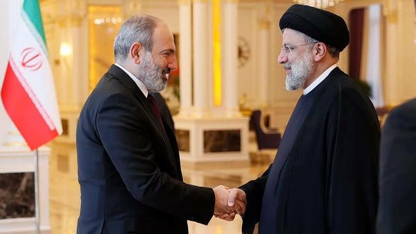 Встреча премьер-министра Никола Пашиняна с Президентом Исламской Республики Иран Ибрахимом Раиси (17 сентября 2021). Душанбе - Sputnik Армения