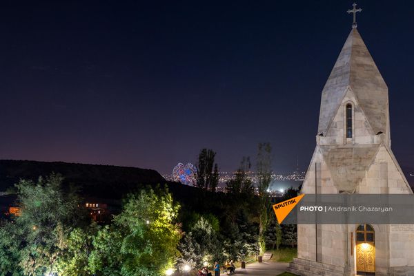 Եռաբլուրը սեպտեմբերի 21-ին - Sputnik Արմենիա