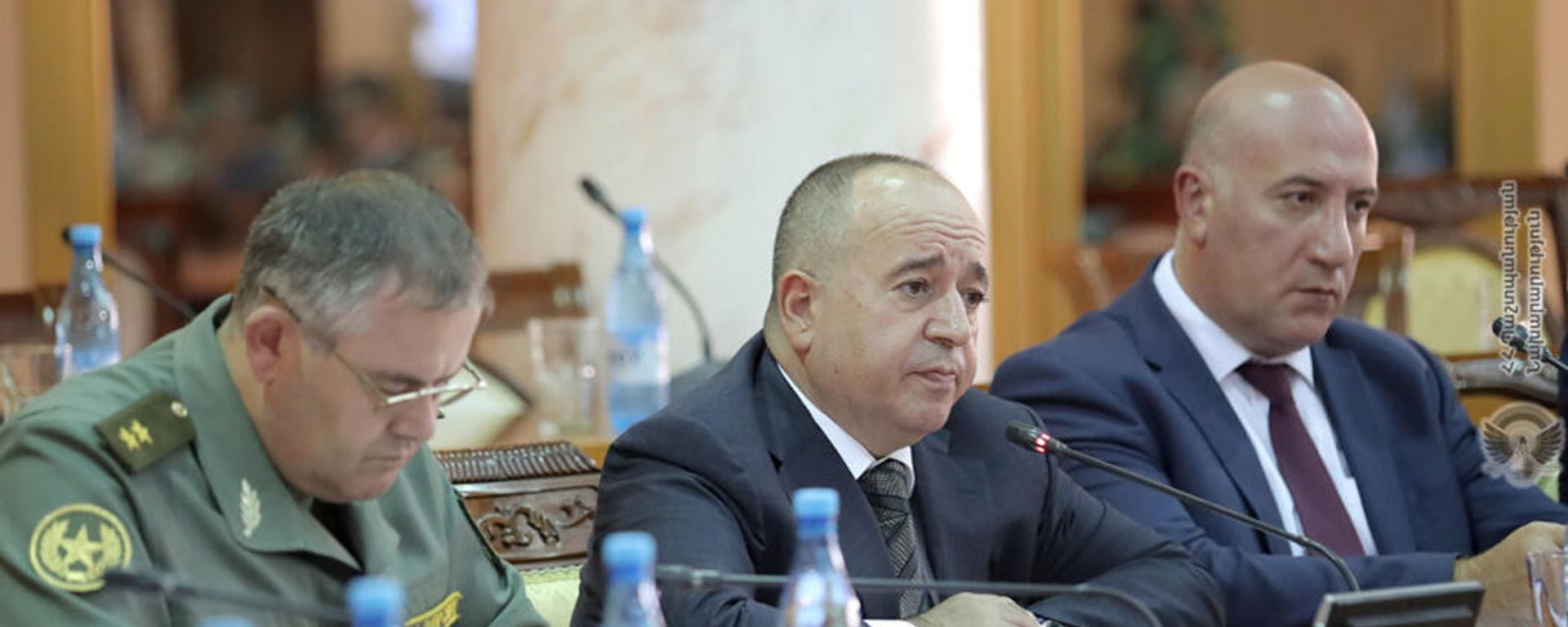 Արշակ Կարապետյանի գլխավորությամբ անցկացվել է զինված ուժերում ձմռան նախապատրաստական աշխատանքներին նվիրված հավաք-խորհրդակցություն - Sputnik Արմենիա, 1920, 22.09.2021