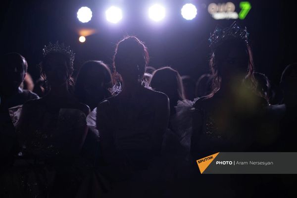 Торжественная церемония избрания победительниц конкурсов "Мисс Вселенная Армения" и "Мисс Мира Армения", которые представят Армению на конкурсах "Мисс Вселенная" и "Мисс Мира" - Sputnik Армения
