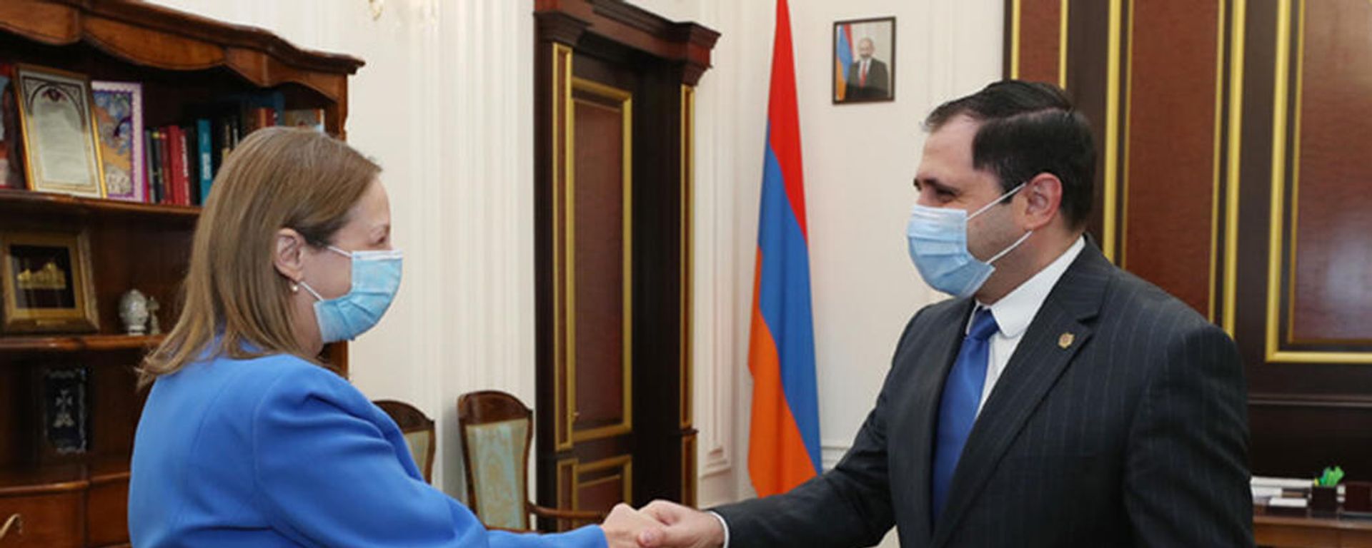 ԱՄՆ դեսպանն ու Սուրեն Պապիկյանը - Sputnik Արմենիա, 1920, 28.09.2021