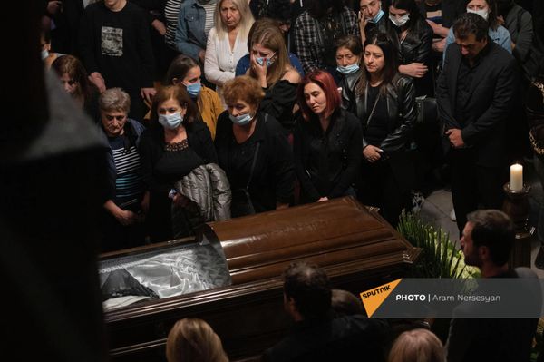 Церемония отпевания прошла в церкви Сурб Ованнес в Ереване. - Sputnik Армения