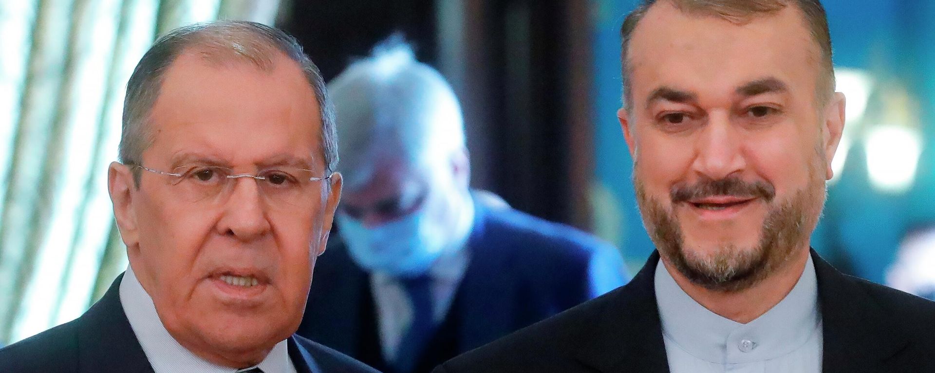 Министры иностранных дел РФ и Ирана Сергей Лавров и Хосейн Амир Абдоллахиан во время встречи (6 октября 2021). Москва - Sputnik Армения, 1920, 06.10.2021