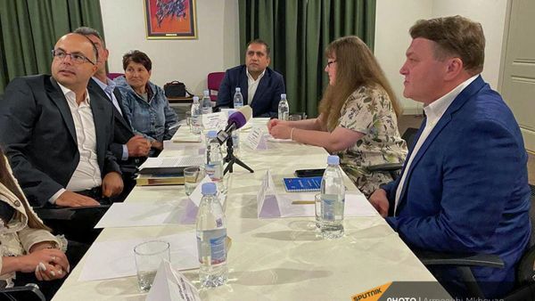 «Գյումրու սելեկցիոն կայան» գիտաարտադրական ՓԲԸ-ն և ՌԴ Ն.Ի. Վավիլովի անվան բույսերի գենետիկական ռեսուրսների համառուսական հետազոտական ինստիտուտը համագործակցության պայմանագիր կնքեցին - Sputnik Արմենիա