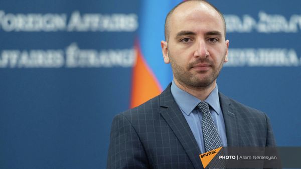 Пресс-секретарь МИД Армении Ваган Унанян - Sputnik Армения