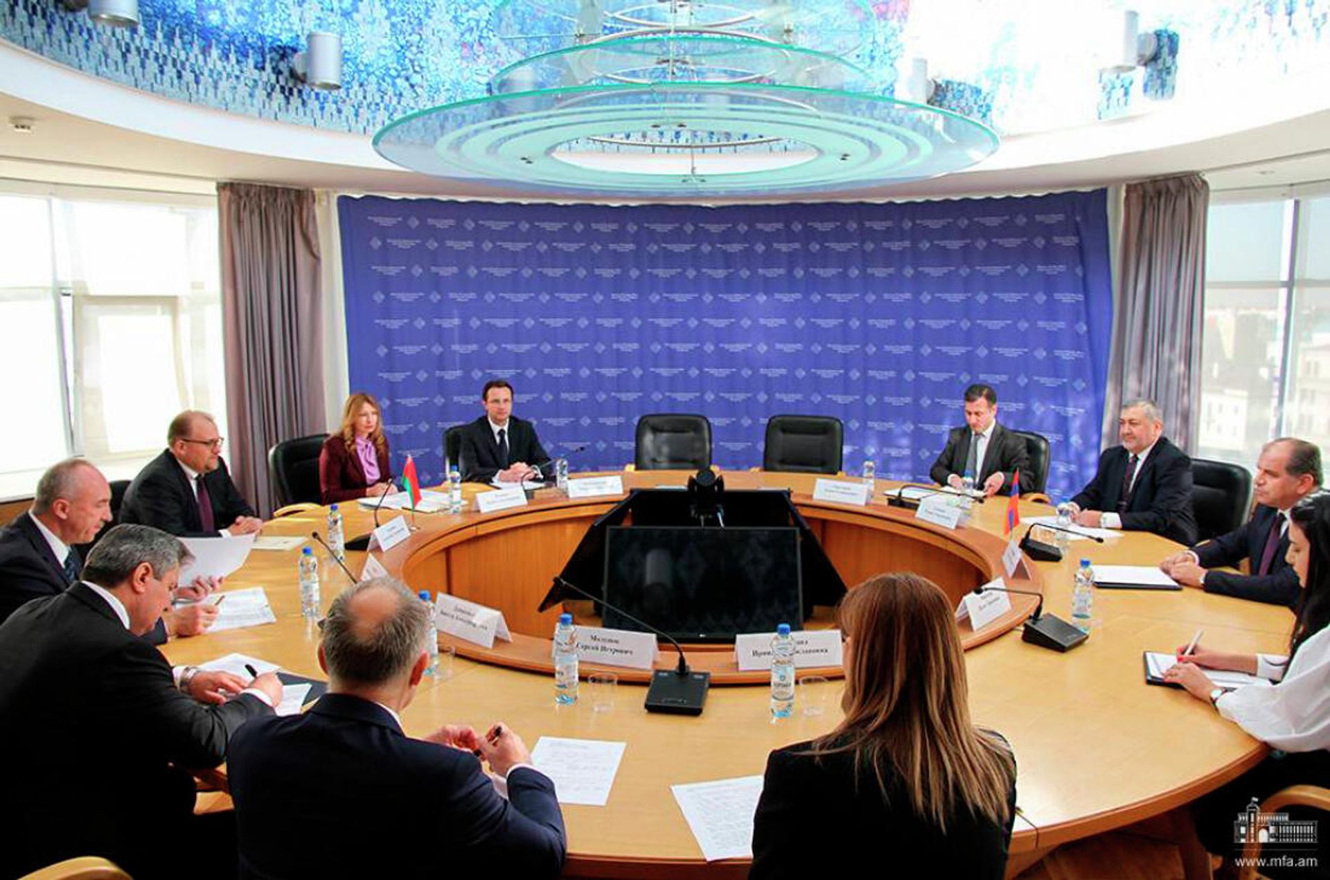 Министр иностранных дел Республики Беларусь Владимир Макей принял замминистра иностранных дел Армении Армена Гевондяна (8 октября 2021). Минск - Sputnik Армения, 1920, 08.10.2021