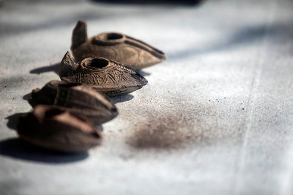 Масляные свечи на развалинах византийской винодельни, построенной 1500 лет назад, Израиль. - Sputnik Армения