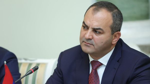 Генпрокуроры Армении и Ирана Артур Давтян и Мохаммад Джафар Монтазери на встрече (12 октября 2021). Еревaн - Sputnik Армения