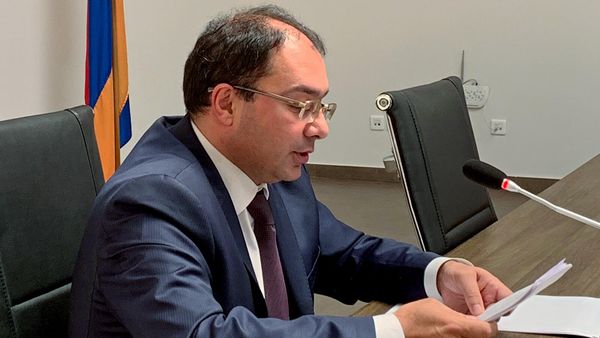 Авакян Арсен во время лекции в Музее-институте Геноцида армян - Sputnik Армения