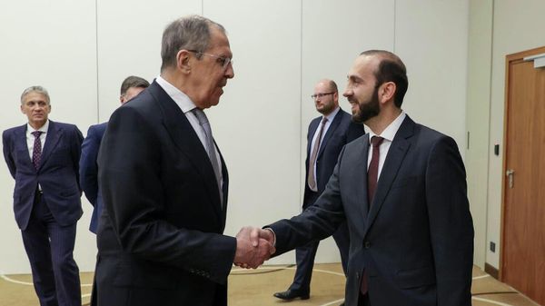 Встреча г;лав МИД Армении и России Арарата Мирзояна и Сергея Лаврова в рамках СМИД стран СНГ (14 октября 2021). Москва - Sputnik Армения