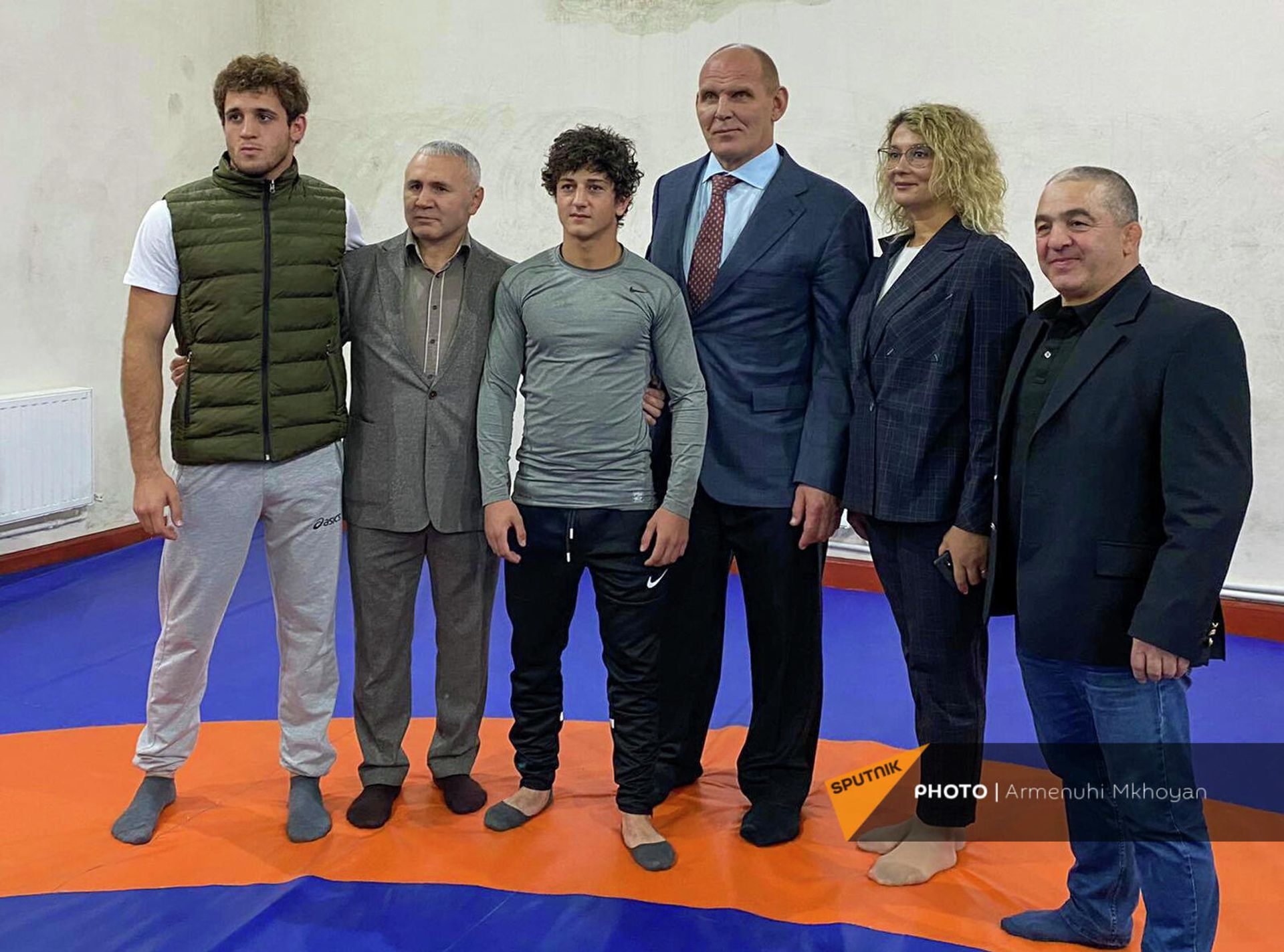 Трехкратный олимпийский чемпион, депутат Госдумы Александр Карелин в Гюмри - Sputnik Արմենիա, 1920, 18.10.2021