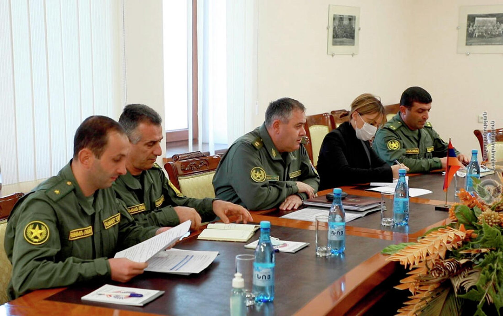 Արտակ Դավթյանն ընդունել է ՀՀ-ում Կարմիր խաչի միջազգային կոմիտեի պատվիրակության ղեկավար Թիերի Ռիբոյին։ - Sputnik Արմենիա, 1920, 18.10.2021