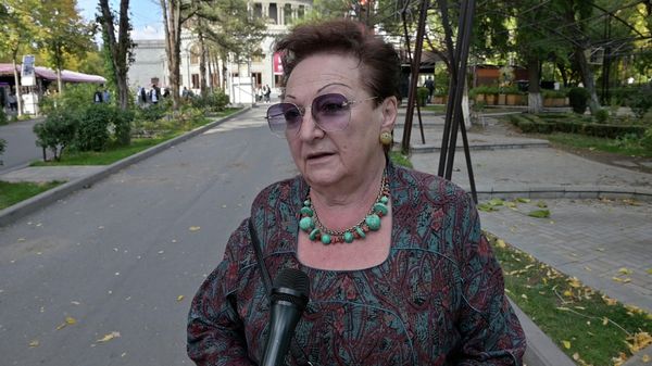 Просят или принуждают? Что думают граждане Армении о том, как проводится вакцинация – опрос  - Sputnik Армения