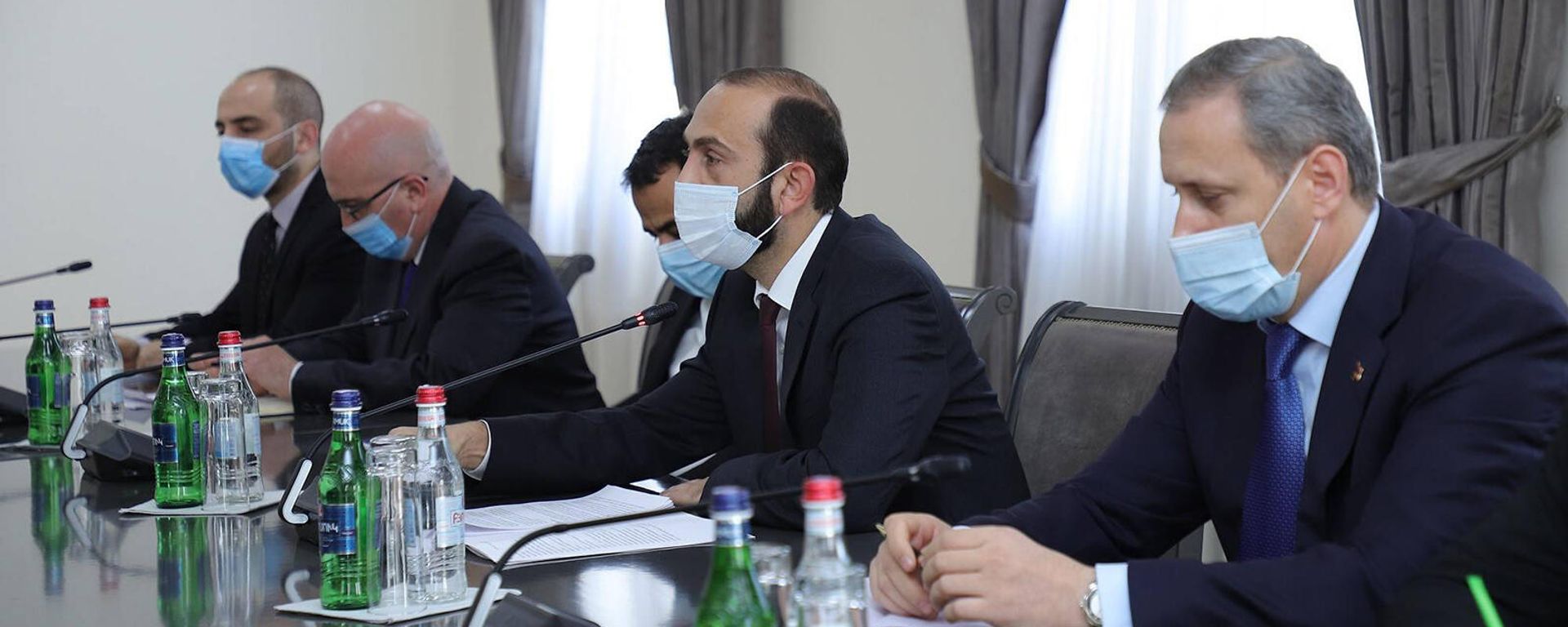 Հայաստանի արտաքին գործերի նախարար Արարատ Միրզոյանն ընդունել է Կովկասում և Կենտրոնական Ասիայում ՆԱՏՕ-ի գլխավոր քարտուղարի հատուկ ներկայացուցիչ Խավիեր Կոլոմինա Պիրիսին - Sputnik Արմենիա, 1920, 21.10.2021