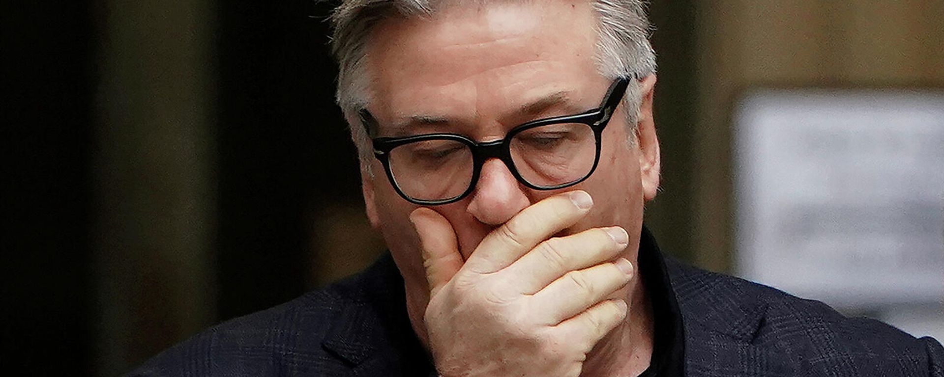 Актер Алек Болдуин покидает суд в Манхэттенском районе (23 января 2019). Нью-Йорк - Sputnik Армения, 1920, 22.10.2021
