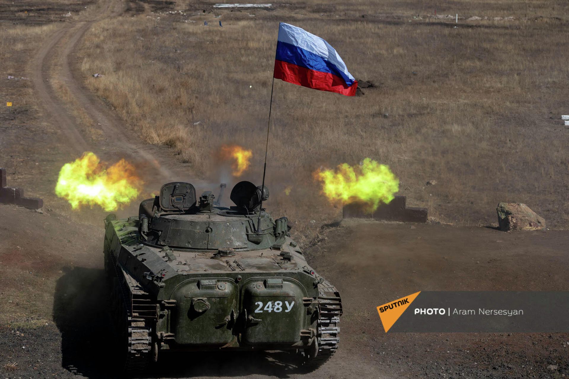 Тактические учения Объединенной группировки войск Армении и России, в которых учавствуют подразделения особого армейского корпуса ВС Армении и российской военной базы - Sputnik Армения, 1920, 22.10.2021