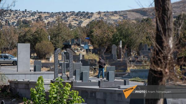 Երևանյան գերեզմանատուն - Sputnik Արմենիա