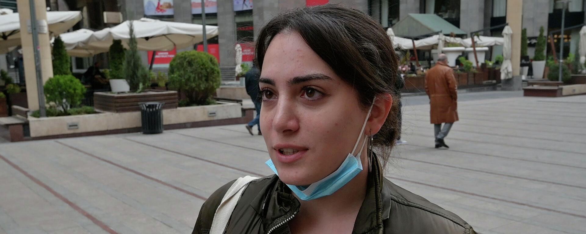 Քաղաքացիները՝ ամանորյա տոնական օրերի կրճատման մասին
Քաղաքացիները՝ ամանորյա տոնական օրերի կրճատման մասին
- Sputnik Արմենիա, 1920, 29.10.2021