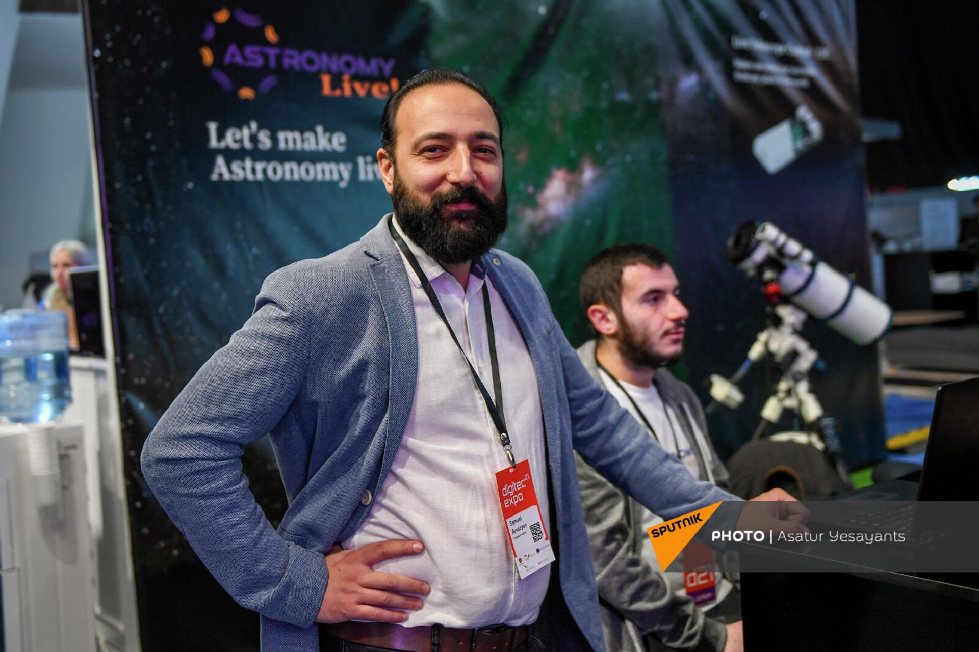 Руководитель стартапа Freedom Astronomy Самуэл Айвазян - Sputnik Армения, 1920, 31.10.2021