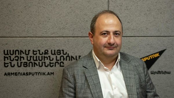Մելքոնյան. Հայերենի ուսումնառության ակտիվացումն Ադրբեջանում մեզ համար դրական միտումներ չունի - Sputnik Արմենիա