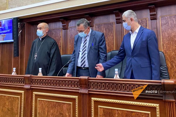 Церемония инаугурации новоизбранного мэра Гюмри Вардгеса Самсоняна в присутствии Совета старейшин (4 ноября 2021). Гюмри - Sputnik Армения