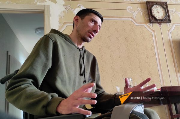 Участник 44-дневной войны в Карабахе Норайр Авакян рассказывает о пережитых испытаниях. - Sputnik Армения