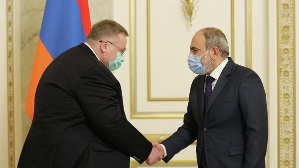 Премьер-министр Никол Пашинян принял заместителя председателя правительства Российской Федерации Алексея Оверчука (5 ноября 2021). Еревaн - Sputnik Армения
