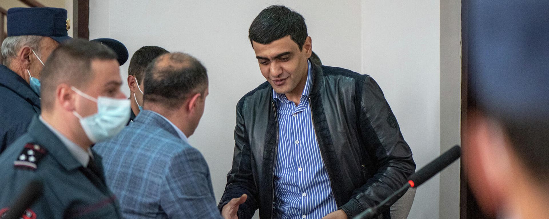 Мэр Гориса Аруш Арушанян до суда по делу о коррупции (5 ноября 2021). Горис - Sputnik Армения, 1920, 05.11.2021