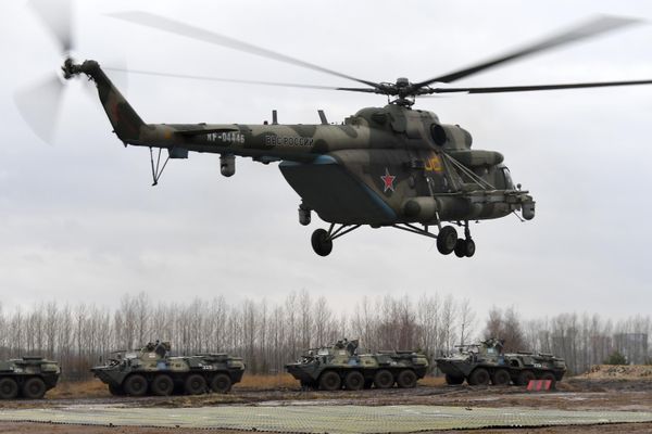 Военнослужащие поэтапно отрабатывают планирование и проведение миротворческой операции с учетом опыта, приобретенного в Сирии и Нагорном Карабахе. - Sputnik Армения