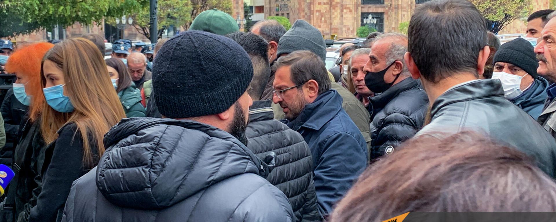 Акция протеста перед домом Правительства (11 ноября 2021). Еревaн - Sputnik Армения, 1920, 11.11.2021